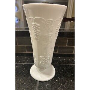 Vintage Indiana Milk Glass Vase: Harvest Grape Pattern / Colony